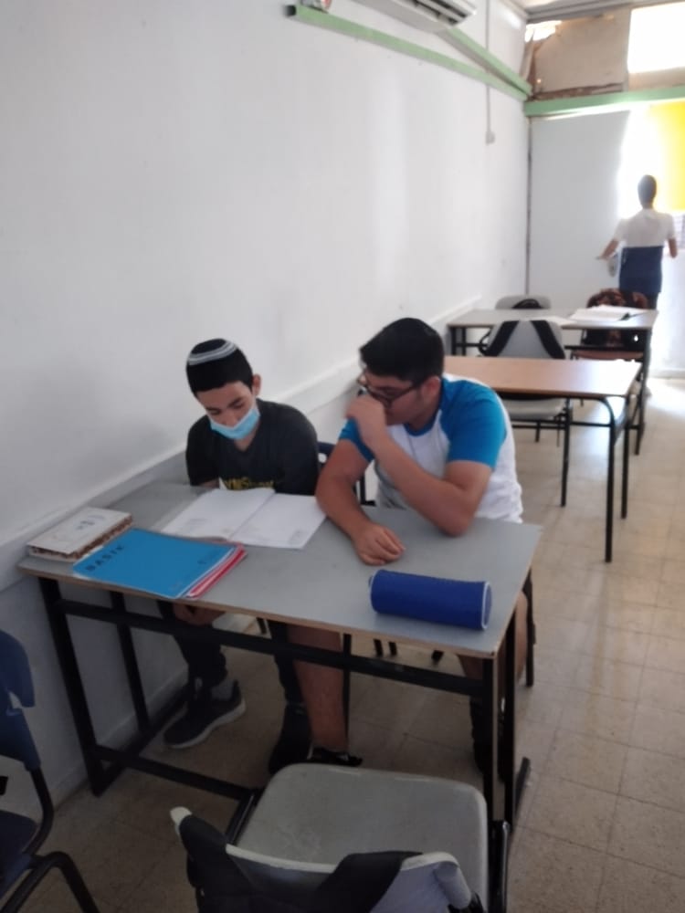 a921f989-5444-42e0-b987-4029e19101e3